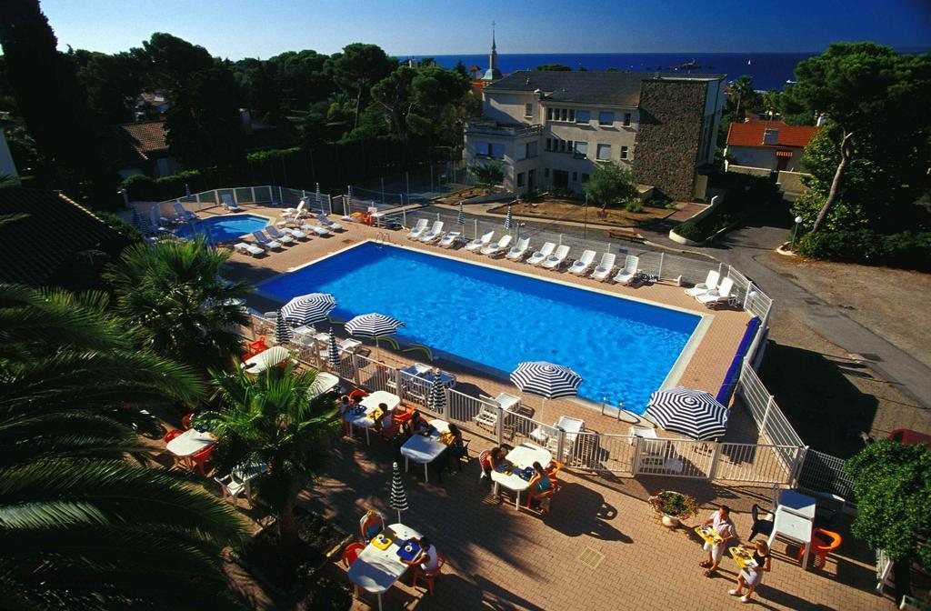 Village Vacances Le Lion De Mer Сен-Рафаэль Экстерьер фото